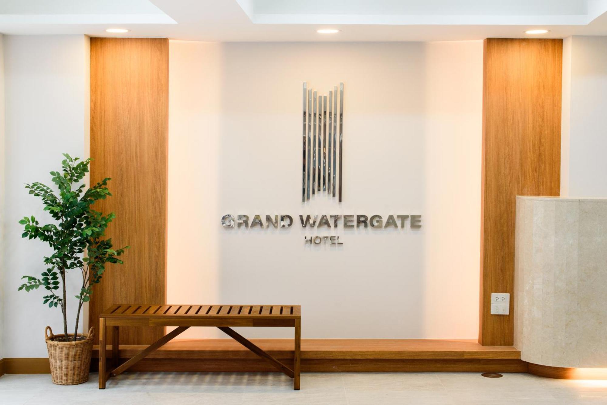 Grand Watergate Hotel Bangkok Exterior foto